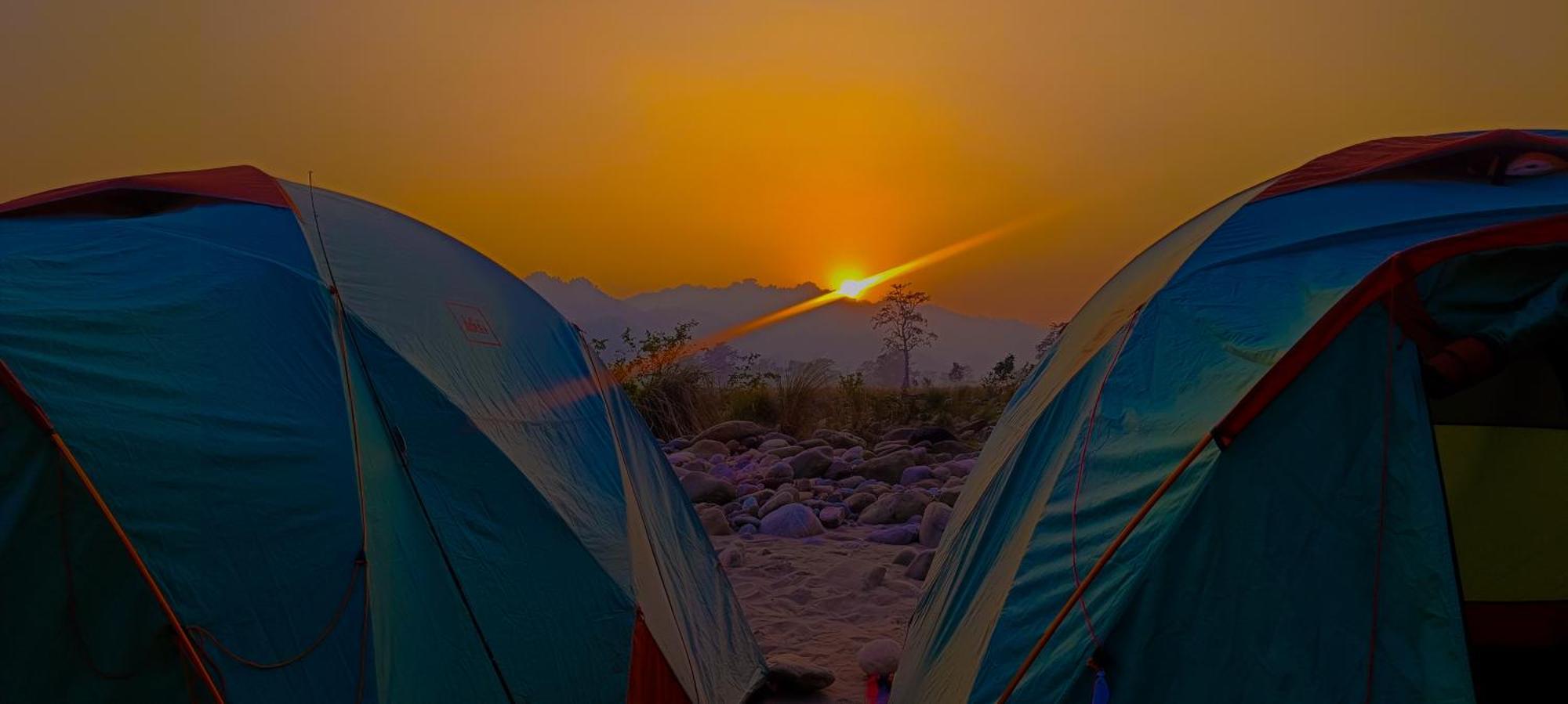 Mr. B'S Place Bardiya Экстерьер фото